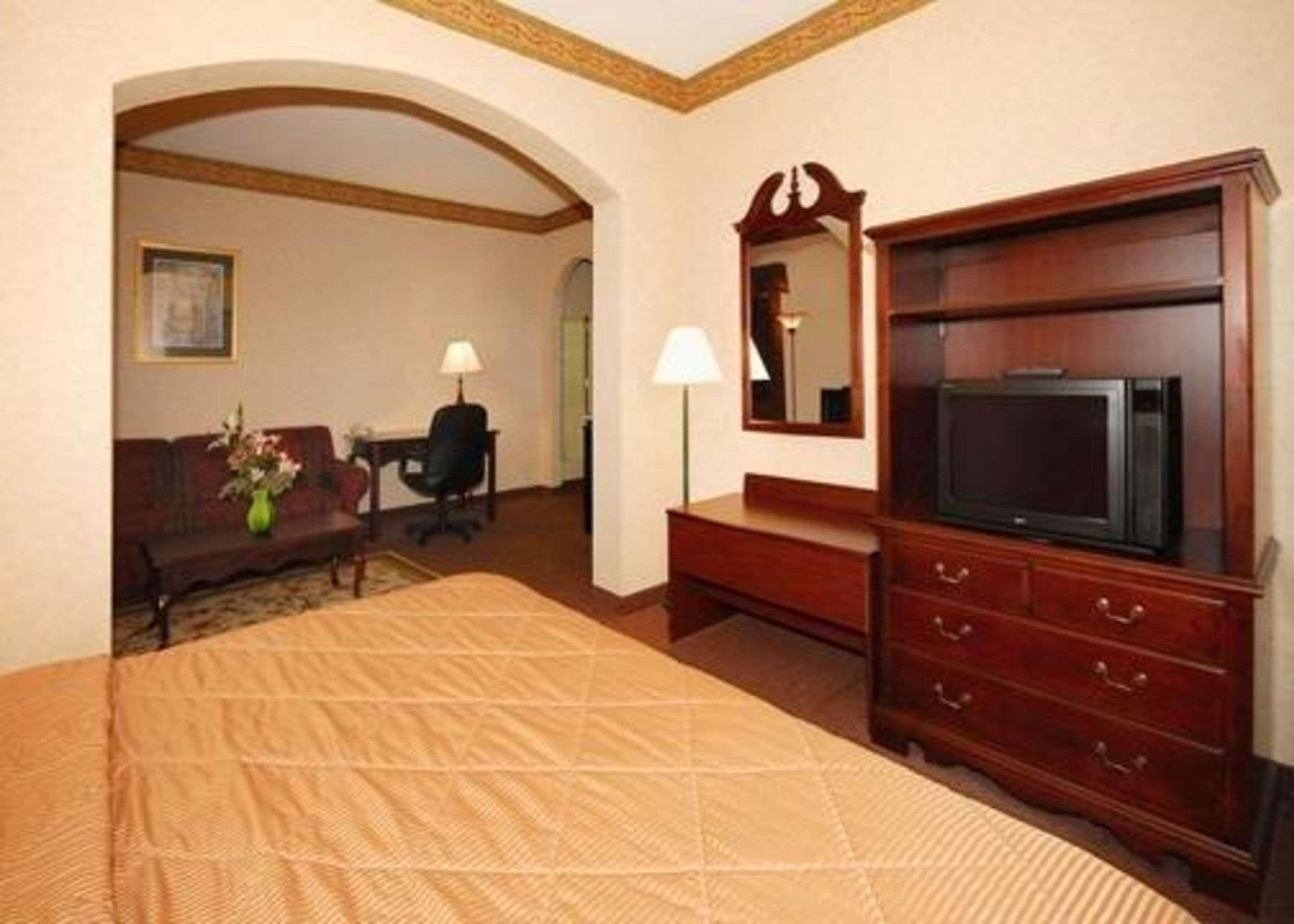 Quality Inn & Suites Tarboro - Kingsboro Zewnętrze zdjęcie