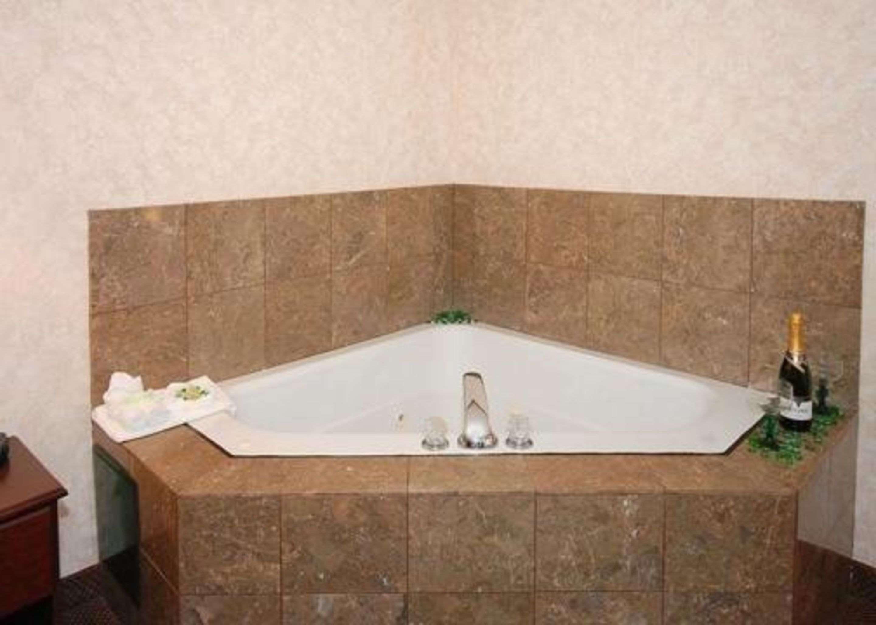Quality Inn & Suites Tarboro - Kingsboro Zewnętrze zdjęcie